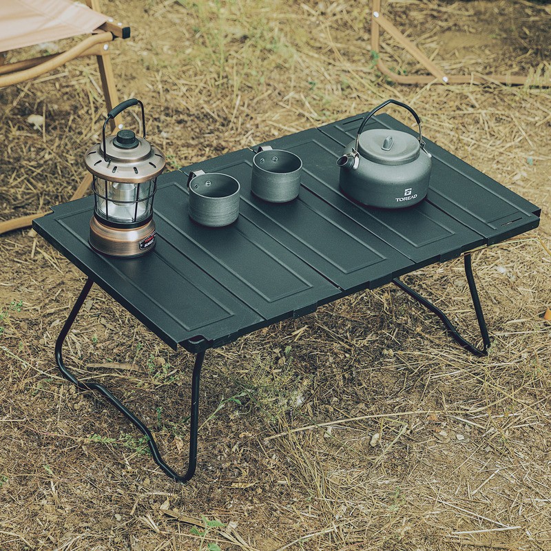 探路者 桌子置物架 露营户外便携式野营耐用铝合金易折叠省空间野餐桌子 TEAAAK90360-G01X黑色