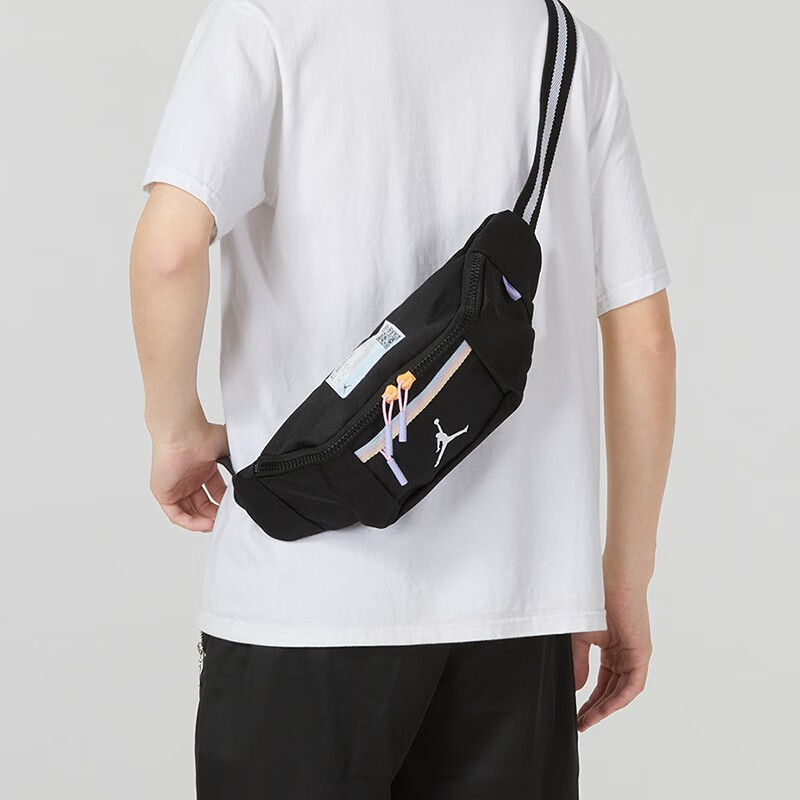 耐克 斜挎包男 运动包女士旅行胸包健身包跑步腰包大容量单肩包 JD2343013TD-001